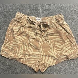 Nicole Miller 100% Lyocell Tie Front Shorts Size M